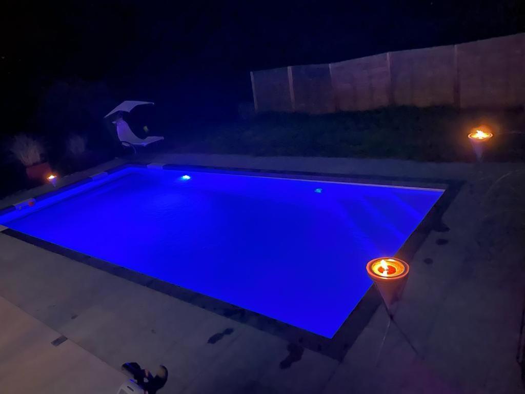Appartement 5 Personnes Avec Acces Piscine Et Jacuzzi Villers-la-Ville Dış mekan fotoğraf