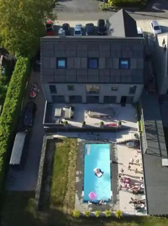 Appartement 5 Personnes Avec Acces Piscine Et Jacuzzi Villers-la-Ville Dış mekan fotoğraf